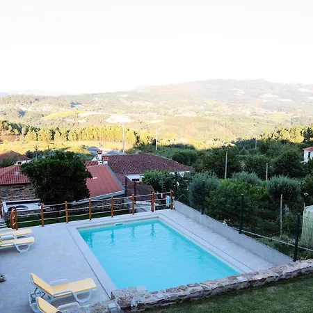 Casa Do Avo Tamanqueiro * Arco de Baulhe