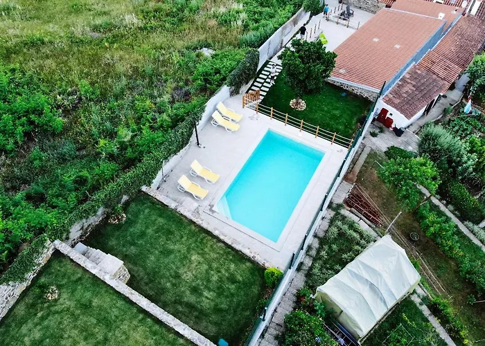 Casa Do Avo Tamanqueiro * Arco de Baulhe