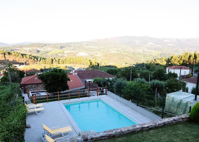 Casa Do Avo Tamanqueiro * Arco de Baulhe