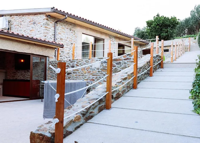 Casa Do Avo Tamanqueiro * Arco de Baulhe